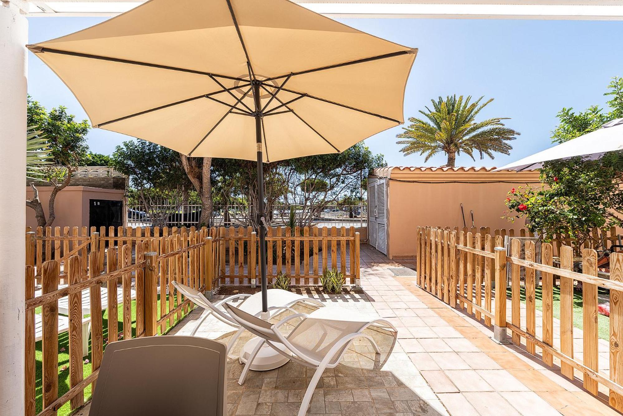 Bungalow En Maspalomas San Bartolomé المظهر الخارجي الصورة